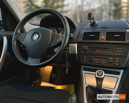 Черный БМВ Х3, объемом двигателя 2 л и пробегом 241 тыс. км за 12999 $, фото 10 на Automoto.ua