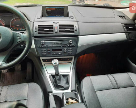 Чорний БМВ Х3, об'ємом двигуна 2 л та пробігом 250 тис. км за 11500 $, фото 21 на Automoto.ua