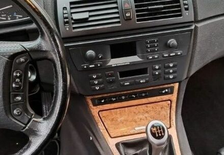 Черный БМВ Х3, объемом двигателя 3 л и пробегом 256 тыс. км за 3834 $, фото 6 на Automoto.ua