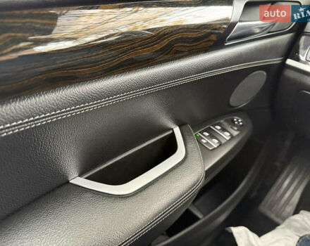 БМВ Х3 2011 у Житомирі на Automoto.ua Чорний БМВ Х3, об'ємом двигуна 2 л та пробігом 302 тис. км за 17500 $, фото 11 на Automoto.ua