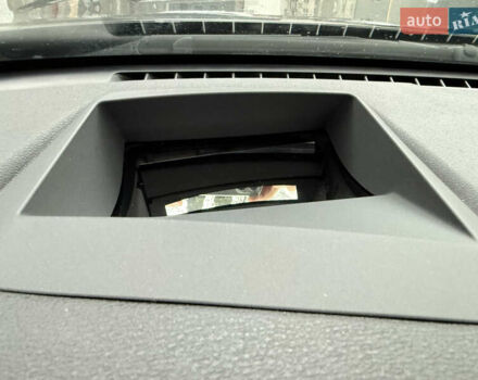 Чорний БМВ Х3, об'ємом двигуна 2 л та пробігом 142 тис. км за 13200 $, фото 17 на Automoto.ua