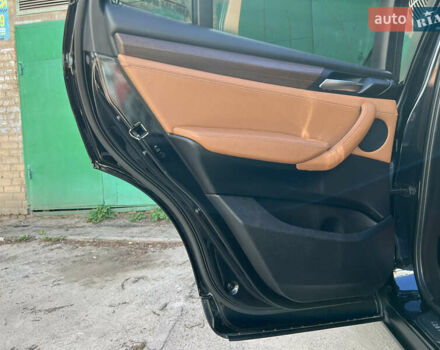 Чорний БМВ Х3, об'ємом двигуна 2 л та пробігом 262 тис. км за 18300 $, фото 33 на Automoto.ua