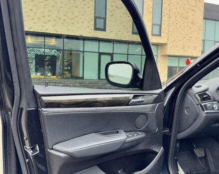 Чорний БМВ Х3, об'ємом двигуна 2 л та пробігом 251 тис. км за 12799 $, фото 24 на Automoto.ua