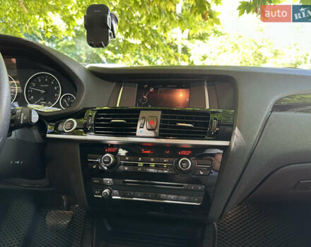 Чорний БМВ Х3, об'ємом двигуна 2 л та пробігом 95 тис. км за 19900 $, фото 4 на Automoto.ua