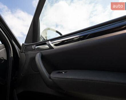 Чорний БМВ Х3, об'ємом двигуна 2 л та пробігом 152 тис. км за 18000 $, фото 23 на Automoto.ua