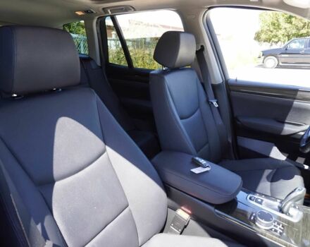 Чорний БМВ Х3, об'ємом двигуна 3 л та пробігом 50 тис. км за 7000 $, фото 11 на Automoto.ua