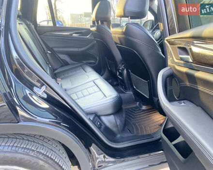 Черный БМВ Х3, объемом двигателя 2 л и пробегом 105 тыс. км за 29500 $, фото 11 на Automoto.ua