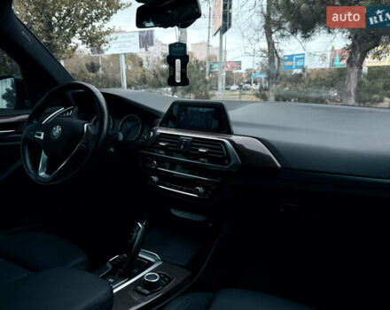 Черный БМВ Х3, объемом двигателя 2 л и пробегом 73 тыс. км за 25500 $, фото 33 на Automoto.ua