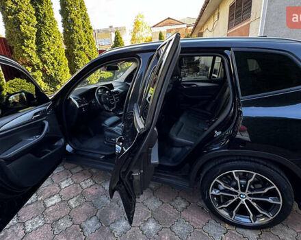 Черный БМВ Х3, объемом двигателя 2 л и пробегом 150 тыс. км за 33500 $, фото 12 на Automoto.ua