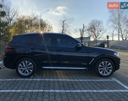 Черный БМВ Х3, объемом двигателя 2 л и пробегом 105 тыс. км за 29500 $, фото 6 на Automoto.ua