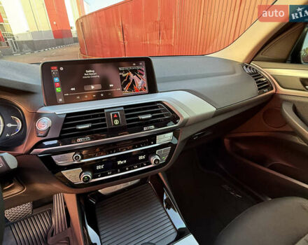 Черный БМВ Х3, объемом двигателя 2 л и пробегом 186 тыс. км за 32999 $, фото 51 на Automoto.ua