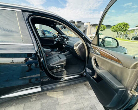 Чорний БМВ Х3, об'ємом двигуна 2 л та пробігом 182 тис. км за 23500 $, фото 20 на Automoto.ua