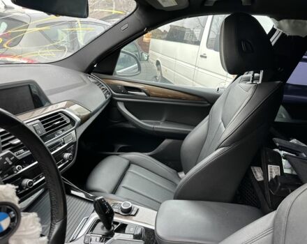 Черный БМВ Х3, объемом двигателя 2 л и пробегом 113 тыс. км за 15000 $, фото 7 на Automoto.ua