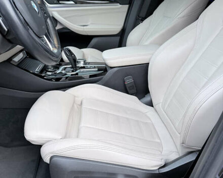 Чорний БМВ Х3, об'ємом двигуна 2 л та пробігом 85 тис. км за 31000 $, фото 10 на Automoto.ua