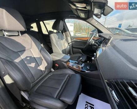 Чорний БМВ Х3, об'ємом двигуна 2 л та пробігом 261 тис. км за 17600 $, фото 11 на Automoto.ua