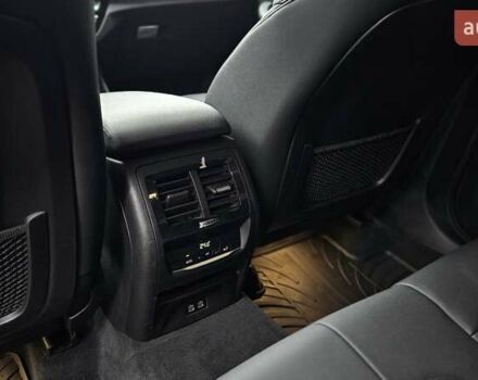 Чорний БМВ Х3, об'ємом двигуна 2 л та пробігом 187 тис. км за 25499 $, фото 68 на Automoto.ua