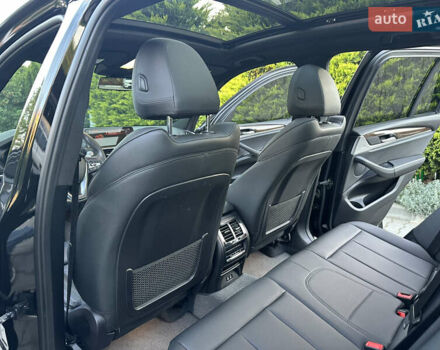 Чорний БМВ Х3, об'ємом двигуна 2 л та пробігом 90 тис. км за 23500 $, фото 24 на Automoto.ua