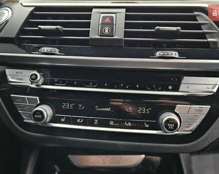 Чорний БМВ Х3, об'ємом двигуна 2 л та пробігом 187 тис. км за 25499 $, фото 87 на Automoto.ua