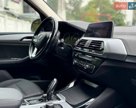 Чорний БМВ Х3, об'ємом двигуна 2 л та пробігом 115 тис. км за 29900 $, фото 12 на Automoto.ua