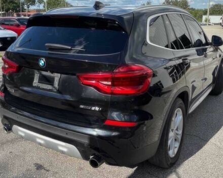 Чорний БМВ Х3, об'ємом двигуна 2 л та пробігом 32 тис. км за 11525 $, фото 6 на Automoto.ua