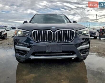 Чорний БМВ Х3, об'ємом двигуна 2 л та пробігом 83 тис. км за 9800 $, фото 4 на Automoto.ua