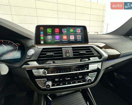 Чорний БМВ Х3, об'ємом двигуна 2 л та пробігом 108 тис. км за 36900 $, фото 7 на Automoto.ua