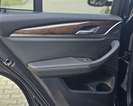 Чорний БМВ Х3, об'ємом двигуна 2 л та пробігом 99 тис. км за 25900 $, фото 22 на Automoto.ua