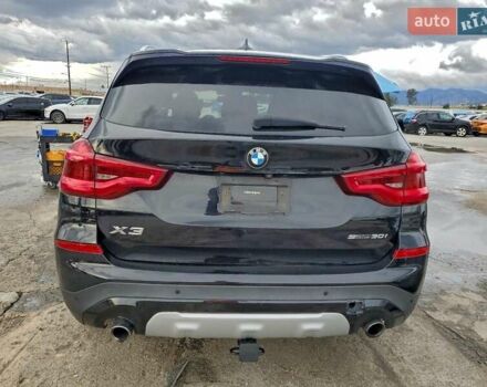 Чорний БМВ Х3, об'ємом двигуна 2 л та пробігом 83 тис. км за 9800 $, фото 5 на Automoto.ua