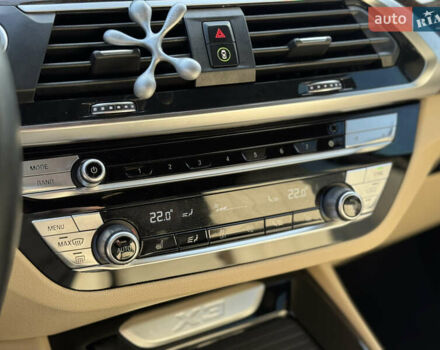 Черный БМВ Х3, объемом двигателя 2 л и пробегом 65 тыс. км за 28999 $, фото 14 на Automoto.ua