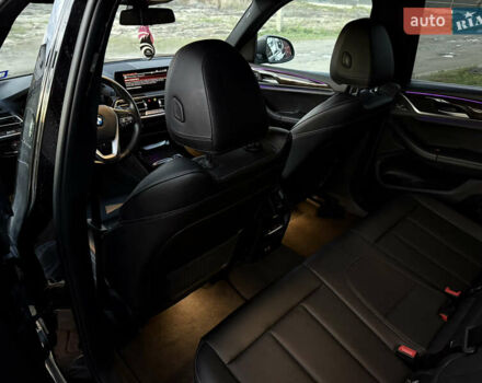 Чорний БМВ Х3, об'ємом двигуна 2 л та пробігом 88 тис. км за 33900 $, фото 12 на Automoto.ua