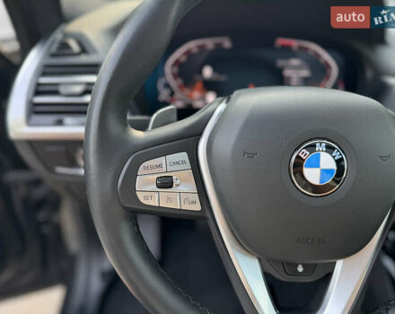 Черный БМВ Х3, объемом двигателя 2 л и пробегом 38 тыс. км за 43999 $, фото 38 на Automoto.ua