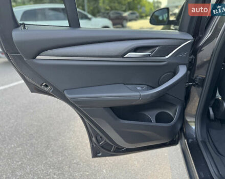 Черный БМВ Х3, объемом двигателя 2 л и пробегом 38 тыс. км за 43999 $, фото 45 на Automoto.ua