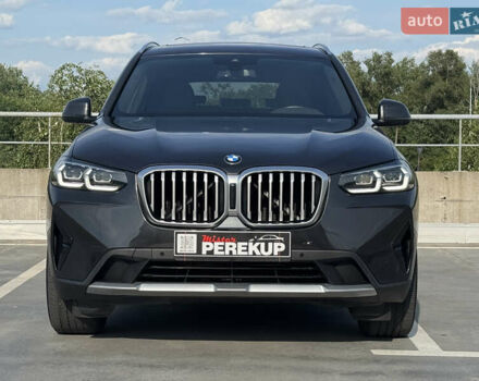 Черный БМВ Х3, объемом двигателя 2 л и пробегом 38 тыс. км за 43999 $, фото 2 на Automoto.ua