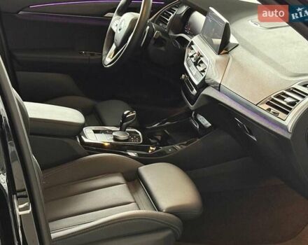 Чорний БМВ Х3, об'ємом двигуна 2 л та пробігом 6 тис. км за 52990 $, фото 28 на Automoto.ua