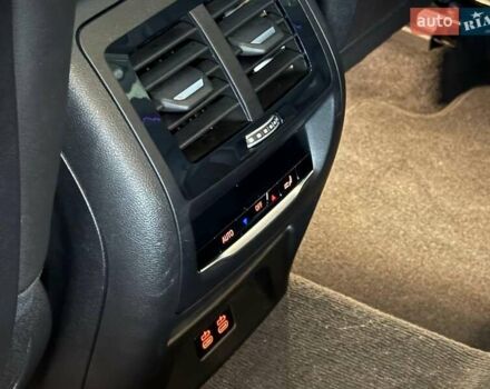 Чорний БМВ Х3, об'ємом двигуна 2 л та пробігом 6 тис. км за 52990 $, фото 12 на Automoto.ua