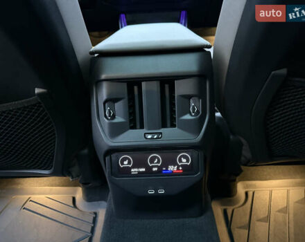 Черный БМВ Х3, объемом двигателя 2 л и пробегом 4 тыс. км за 82500 $, фото 32 на Automoto.ua