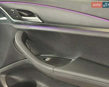 Чорний БМВ Х3, об'ємом двигуна 2 л та пробігом 6 тис. км за 52990 $, фото 8 на Automoto.ua