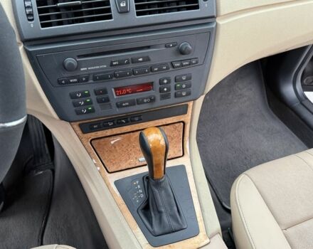 Коричневый БМВ Х3, объемом двигателя 3 л и пробегом 333 тыс. км за 5750 $, фото 19 на Automoto.ua