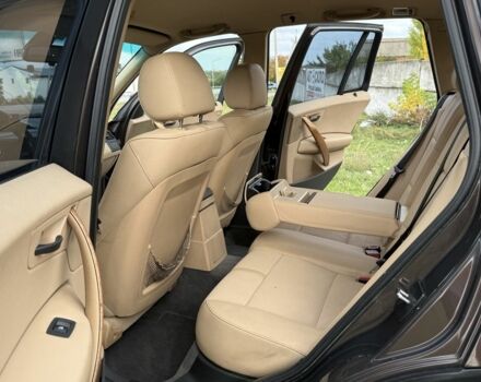 Коричневый БМВ Х3, объемом двигателя 3 л и пробегом 333 тыс. км за 5750 $, фото 16 на Automoto.ua