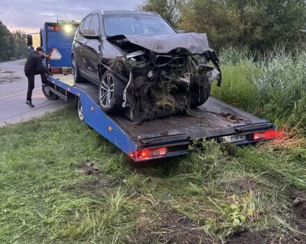 Коричневый БМВ Х3, объемом двигателя 2 л и пробегом 145 тыс. км за 6500 $, фото 4 на Automoto.ua