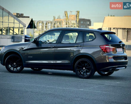 Коричневый БМВ Х3, объемом двигателя 2 л и пробегом 195 тыс. км за 12500 $, фото 6 на Automoto.ua