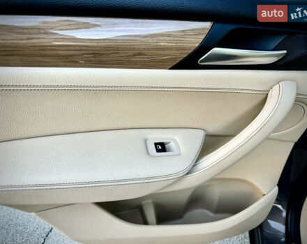 Коричневый БМВ Х3, объемом двигателя 2 л и пробегом 195 тыс. км за 12500 $, фото 22 на Automoto.ua