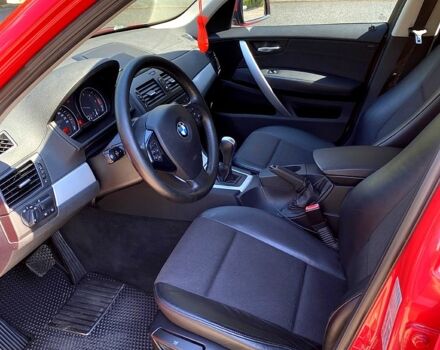 Красный БМВ Х3, объемом двигателя 2 л и пробегом 197 тыс. км за 10900 $, фото 11 на Automoto.ua