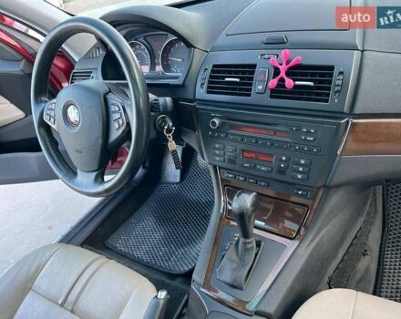 Червоний БМВ Х3, об'ємом двигуна 3 л та пробігом 237 тис. км за 11390 $, фото 41 на Automoto.ua