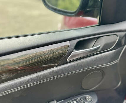 Красный БМВ Х3, объемом двигателя 2 л и пробегом 199 тыс. км за 8900 $, фото 13 на Automoto.ua