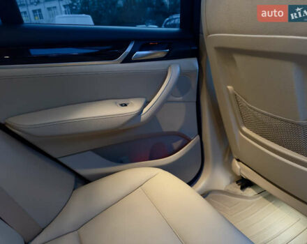 Красный БМВ Х3, объемом двигателя 2 л и пробегом 64 тыс. км за 17499 $, фото 16 на Automoto.ua