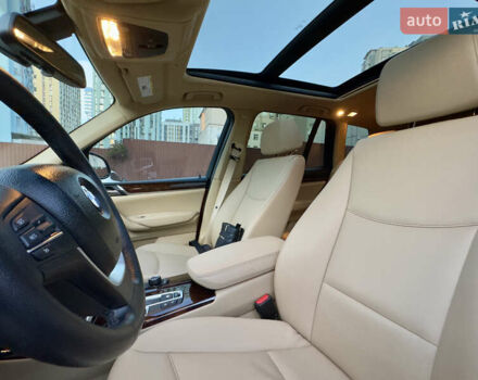 Красный БМВ Х3, объемом двигателя 2 л и пробегом 64 тыс. км за 17499 $, фото 21 на Automoto.ua