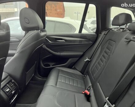 БМВ Х3, объемом двигателя 3 л и пробегом 10 тыс. км за 70533 $, фото 2 на Automoto.ua