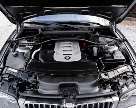 Серый БМВ Х3, объемом двигателя 3 л и пробегом 256 тыс. км за 3500 $, фото 6 на Automoto.ua