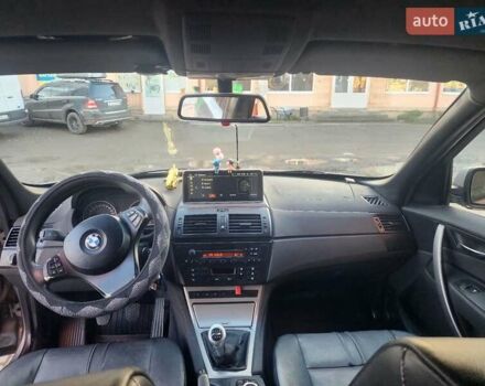 Серый БМВ Х3, объемом двигателя 2 л и пробегом 400 тыс. км за 7600 $, фото 11 на Automoto.ua